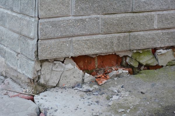 Cost of Residential Foundation Repair in Hampton